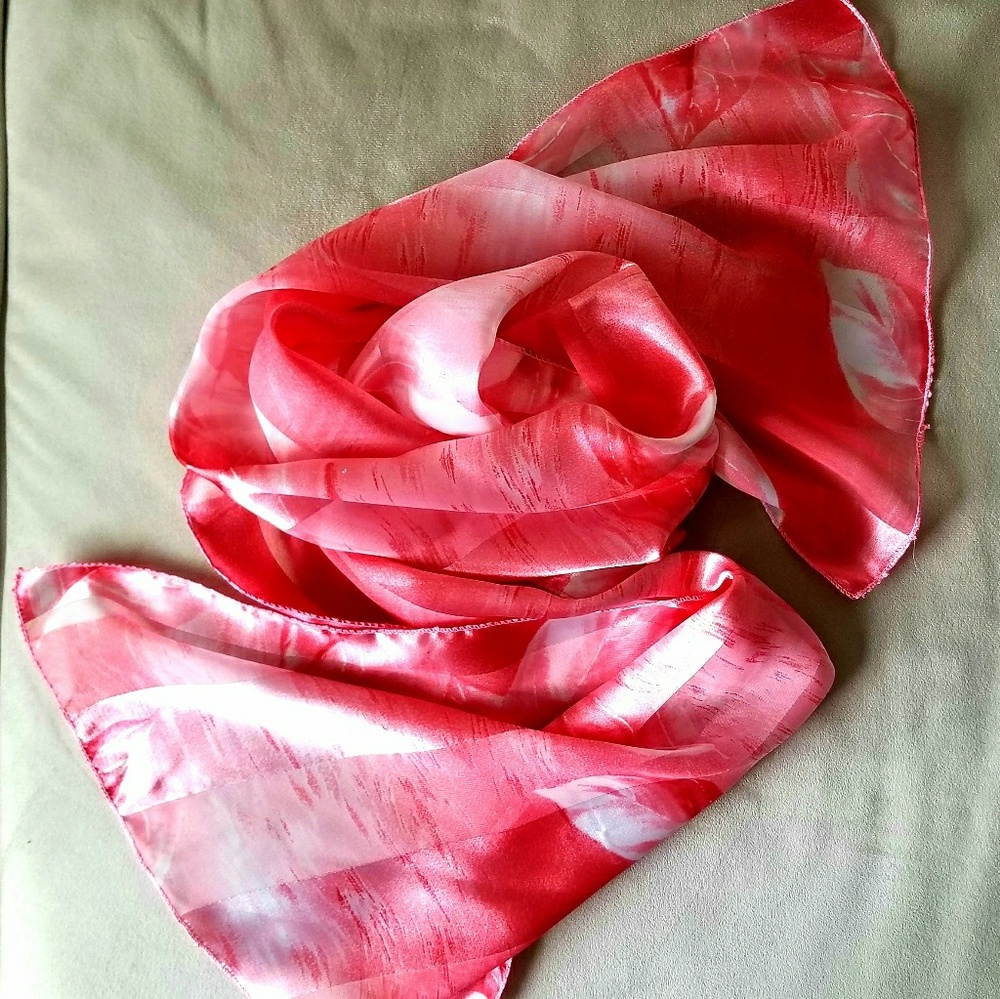 Pink Scarf 💄👒👡